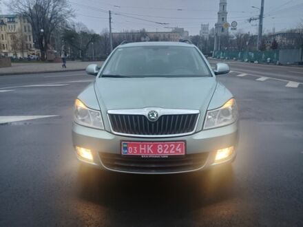 Сірий Шкода Октавія, об'ємом двигуна 0 л та пробігом 230 тис. км за 8500 $, фото 1 на Automoto.ua