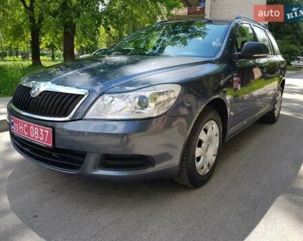 Серый Шкода Октавия, объемом двигателя 1.6 л и пробегом 198 тыс. км за 7499 $, фото 1 на Automoto.ua