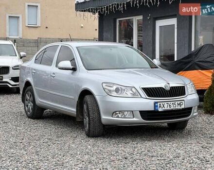 Сірий Шкода Октавія, об'ємом двигуна 1.8 л та пробігом 180 тис. км за 7500 $, фото 1 на Automoto.ua