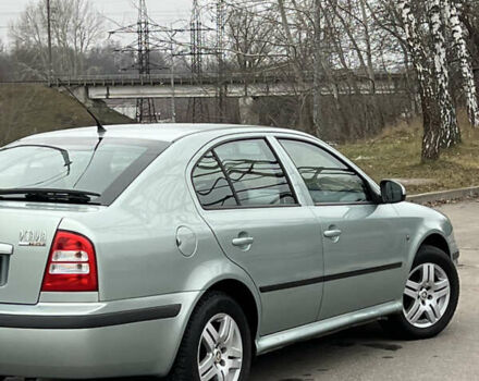 Серый Шкода Октавия, объемом двигателя 1.6 л и пробегом 224 тыс. км за 6450 $, фото 1 на Automoto.ua