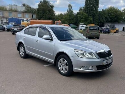 Серый Шкода Октавия, объемом двигателя 1.6 л и пробегом 260 тыс. км за 7900 $, фото 1 на Automoto.ua