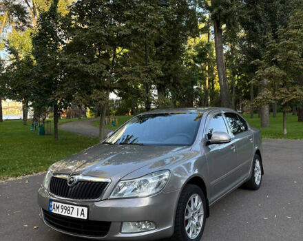 Серый Шкода Октавия, объемом двигателя 1.8 л и пробегом 248 тыс. км за 7500 $, фото 1 на Automoto.ua