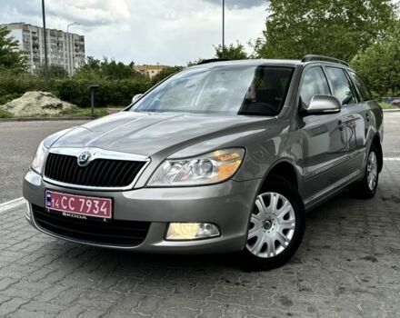Серый Шкода Октавия, объемом двигателя 1.6 л и пробегом 186 тыс. км за 7900 $, фото 1 на Automoto.ua