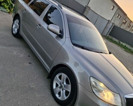 Серый Шкода Октавия, объемом двигателя 1.6 л и пробегом 312 тыс. км за 6850 $, фото 1 на Automoto.ua