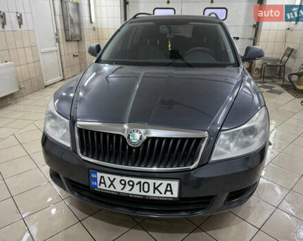 Серый Шкода Октавия, объемом двигателя 1.39 л и пробегом 187 тыс. км за 6599 $, фото 1 на Automoto.ua