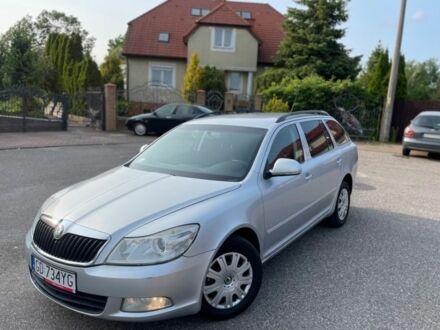 Шкода Октавия 2010 в Полтаве на Automoto.ua Серый Шкода Октавия, объемом двигателя 2 л и пробегом 167 тыс. км за 2450 $, фото 1 на Automoto.ua