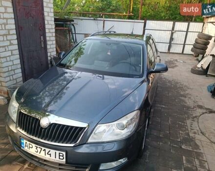 Серый Шкода Октавия, объемом двигателя 1.2 л и пробегом 220 тыс. км за 8300 $, фото 1 на Automoto.ua