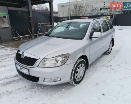 Серый Шкода Октавия, объемом двигателя 1.8 л и пробегом 204 тыс. км за 8000 $, фото 1 на Automoto.ua