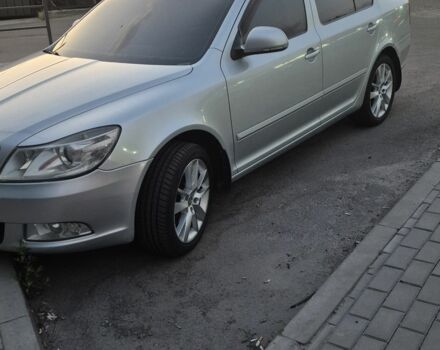 Серый Шкода Октавия, объемом двигателя 1.8 л и пробегом 212 тыс. км за 7400 $, фото 1 на Automoto.ua