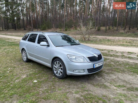 Серый Шкода Октавия, объемом двигателя 1.6 л и пробегом 300 тыс. км за 6500 $, фото 1 на Automoto.ua