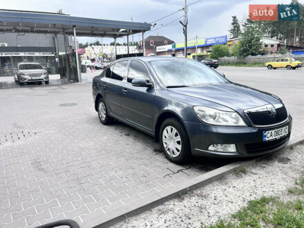 Сірий Шкода Октавія, об'ємом двигуна 1.6 л та пробігом 175 тис. км за 7500 $, фото 1 на Automoto.ua