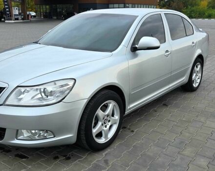 Сірий Шкода Октавія, об'ємом двигуна 1.4 л та пробігом 132 тис. км за 7999 $, фото 1 на Automoto.ua