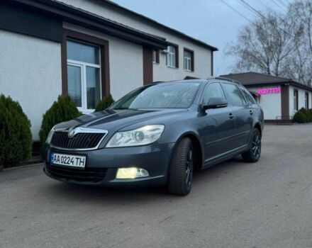 Серый Шкода Октавия, объемом двигателя 1.6 л и пробегом 330 тыс. км за 6500 $, фото 1 на Automoto.ua