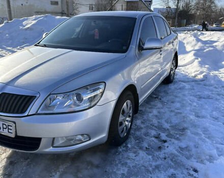 Серый Шкода Октавия, объемом двигателя 1.6 л и пробегом 295 тыс. км за 7500 $, фото 1 на Automoto.ua