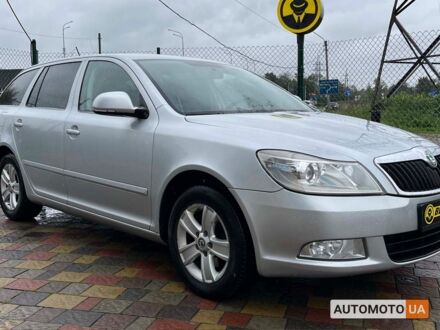 Шкода Октавия 2011 в Стрые на Automoto.ua Серый Шкода Октавия, объемом двигателя 1.6 л и пробегом 296 тыс. км за 8999 $, фото 1 на Automoto.ua