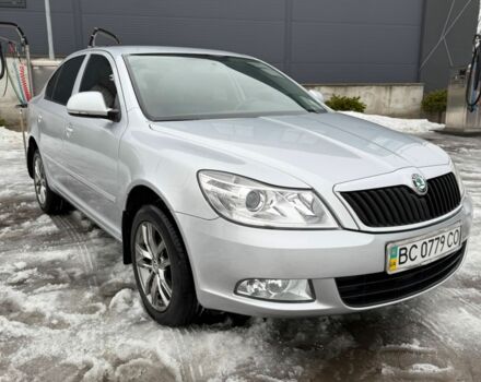 Серый Шкода Октавия, объемом двигателя 1.6 л и пробегом 109 тыс. км за 9000 $, фото 1 на Automoto.ua