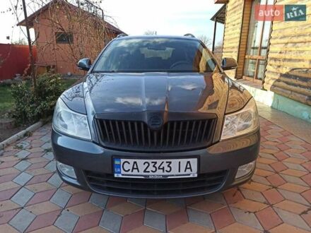 Шкода Октавия 2011 в Звенигородка на Automoto.ua Серый Шкода Октавия, объемом двигателя 1.2 л и пробегом 265 тыс. км за 7500 $, фото 1 на Automoto.ua