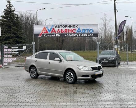 Серый Шкода Октавия, объемом двигателя 1.4 л и пробегом 230 тыс. км за 6600 $, фото 1 на Automoto.ua