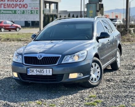 Серый Шкода Октавия, объемом двигателя 1.6 л и пробегом 234 тыс. км за 6000 $, фото 1 на Automoto.ua