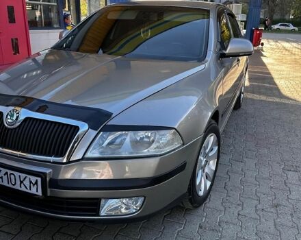Серый Шкода Октавия, объемом двигателя 1.6 л и пробегом 330 тыс. км за 5800 $, фото 1 на Automoto.ua