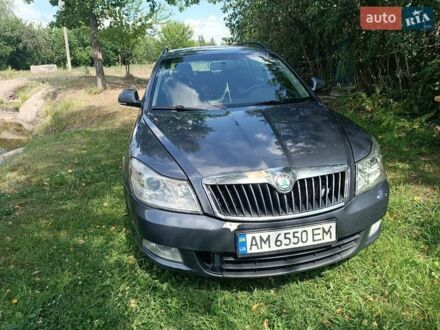 Шкода Октавия 2011 в Коростене на Automoto.ua Серый Шкода Октавия, объемом двигателя 1.6 л и пробегом 280 тыс. км за 5500 $, фото 1 на Automoto.ua
