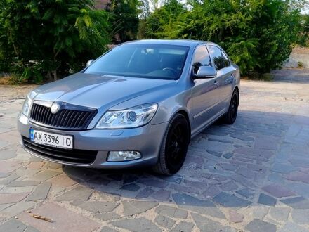 Серый Шкода Октавия, объемом двигателя 1.8 л и пробегом 200 тыс. км за 7700 $, фото 1 на Automoto.ua