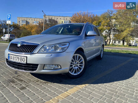 Шкода Октавия 2011 в Кропивницком (Кировограде) на Automoto.ua Серый Шкода Октавия, объемом двигателя 2 л и пробегом 340 тыс. км за 9400 $, фото 1 на Automoto.ua