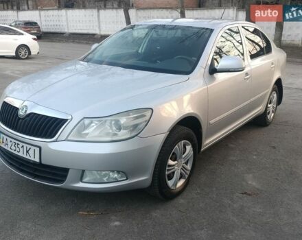 Серый Шкода Октавия, объемом двигателя 1.6 л и пробегом 318 тыс. км за 7500 $, фото 1 на Automoto.ua