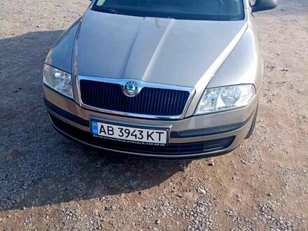 Шкода Октавія 2011 у Боярка на Automoto.ua Сірий Шкода Октавія, об'ємом двигуна 1.6 л та пробігом 202 тис. км за 7200 $, фото 1 на Automoto.ua