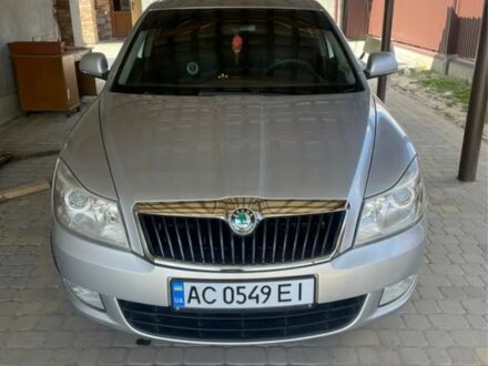 Серый Шкода Октавия, объемом двигателя 1.6 л и пробегом 310 тыс. км за 9300 $, фото 1 на Automoto.ua