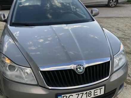 Шкода Октавия 2011 в Львове на Automoto.ua Серый Шкода Октавия, объемом двигателя 1.6 л и пробегом 310 тыс. км за 7900 $, фото 1 на Automoto.ua