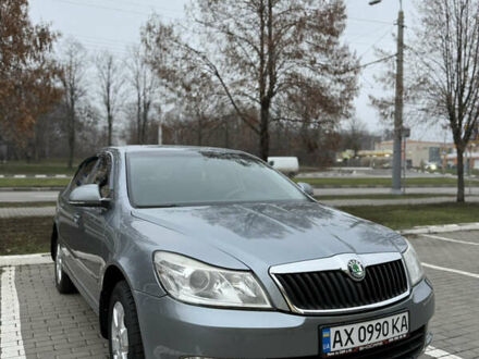 Сірий Шкода Октавія, об'ємом двигуна 1.8 л та пробігом 109 тис. км за 8000 $, фото 1 на Automoto.ua