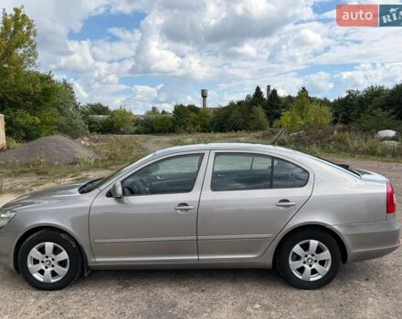Серый Шкода Октавия, объемом двигателя 1.6 л и пробегом 270 тыс. км за 7900 $, фото 1 на Automoto.ua