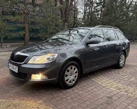 Серый Шкода Октавия, объемом двигателя 1.8 л и пробегом 240 тыс. км за 8599 $, фото 1 на Automoto.ua