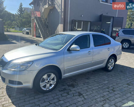 Сірий Шкода Октавія, об'ємом двигуна 1.6 л та пробігом 285 тис. км за 7700 $, фото 1 на Automoto.ua