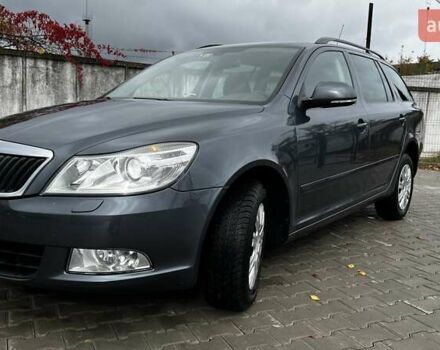 Сірий Шкода Октавія, об'ємом двигуна 1.8 л та пробігом 227 тис. км за 7800 $, фото 1 на Automoto.ua