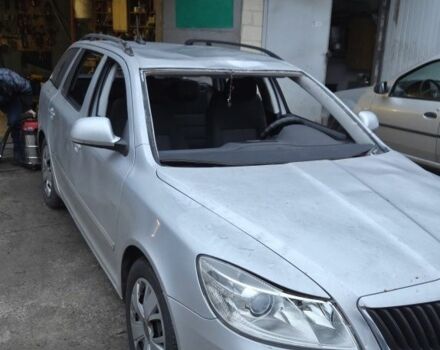 Серый Шкода Октавия, объемом двигателя 1.6 л и пробегом 261 тыс. км за 3500 $, фото 1 на Automoto.ua