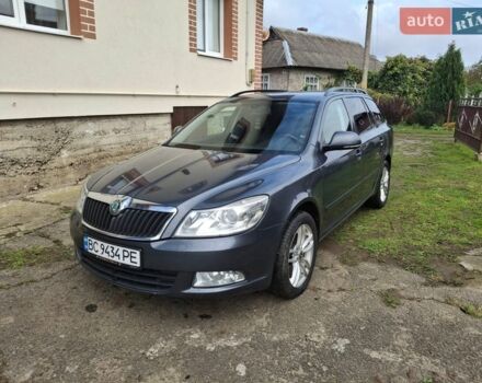 Серый Шкода Октавия, объемом двигателя 1.6 л и пробегом 230 тыс. км за 7800 $, фото 1 на Automoto.ua