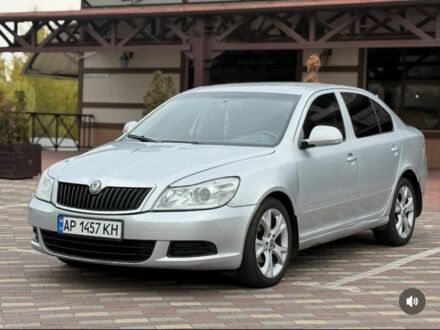 Серый Шкода Октавия, объемом двигателя 1.6 л и пробегом 300 тыс. км за 6100 $, фото 1 на Automoto.ua