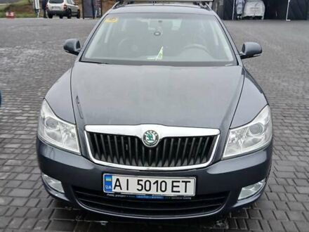 Серый Шкода Октавия, объемом двигателя 1.6 л и пробегом 247 тыс. км за 8200 $, фото 1 на Automoto.ua