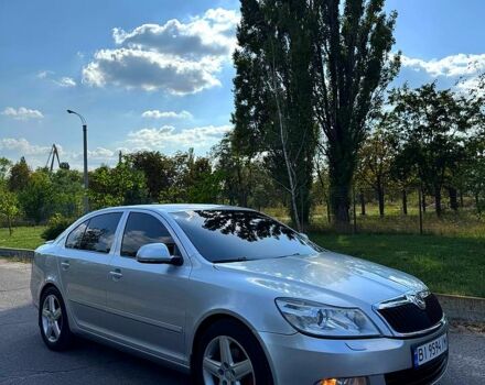 Сірий Шкода Октавія, об'ємом двигуна 1.8 л та пробігом 221 тис. км за 8000 $, фото 1 на Automoto.ua