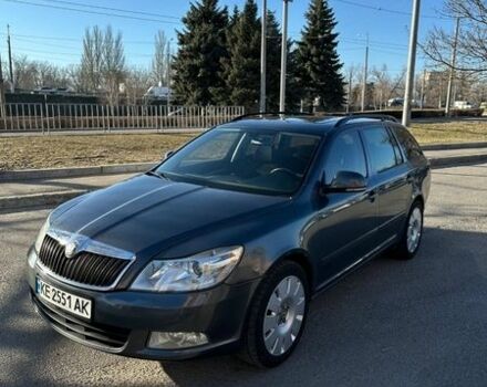 Серый Шкода Октавия, объемом двигателя 1.2 л и пробегом 206 тыс. км за 6000 $, фото 1 на Automoto.ua