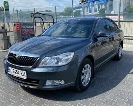 Серый Шкода Октавия, объемом двигателя 1.6 л и пробегом 275 тыс. км за 7500 $, фото 1 на Automoto.ua
