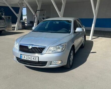 Серый Шкода Октавия, объемом двигателя 1.8 л и пробегом 233 тыс. км за 8300 $, фото 1 на Automoto.ua