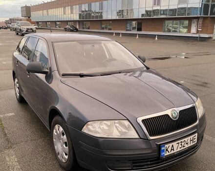 Шкода Октавия 2011 в Киеве на Automoto.ua Серый Шкода Октавия, объемом двигателя 1.6 л и пробегом 135 тыс. км за 7500 $, фото 1 на Automoto.ua