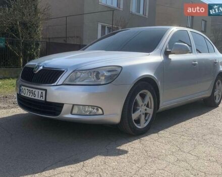 Серый Шкода Октавия, объемом двигателя 1.6 л и пробегом 252 тыс. км за 6800 $, фото 1 на Automoto.ua
