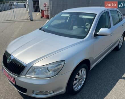 Серый Шкода Октавия, объемом двигателя 1.4 л и пробегом 208 тыс. км за 7999 $, фото 1 на Automoto.ua