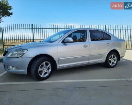 Сірий Шкода Октавія, об'ємом двигуна 1.6 л та пробігом 217 тис. км за 7800 $, фото 1 на Automoto.ua