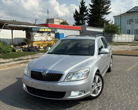 Серый Шкода Октавия, объемом двигателя 1.8 л и пробегом 250 тыс. км за 8499 $, фото 1 на Automoto.ua
