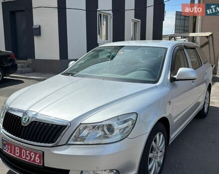 Серый Шкода Октавия, объемом двигателя 1.4 л и пробегом 224 тыс. км за 8300 $, фото 1 на Automoto.ua